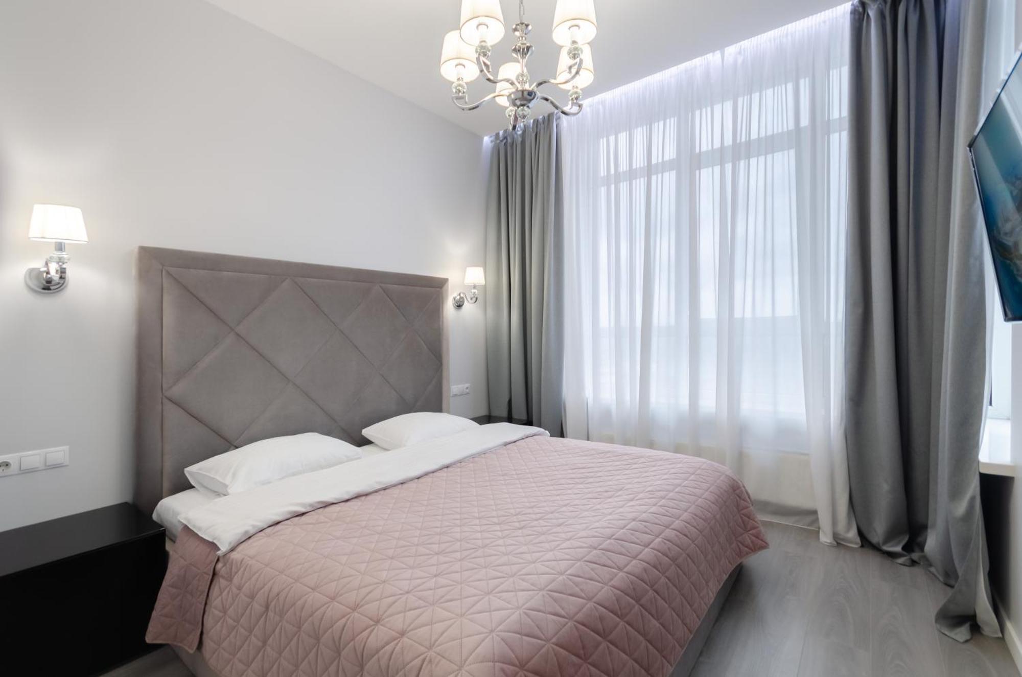 Petrovdom 408-467-471-277-377 In Central Park Cozy Apartments Kyiv Exterior photo