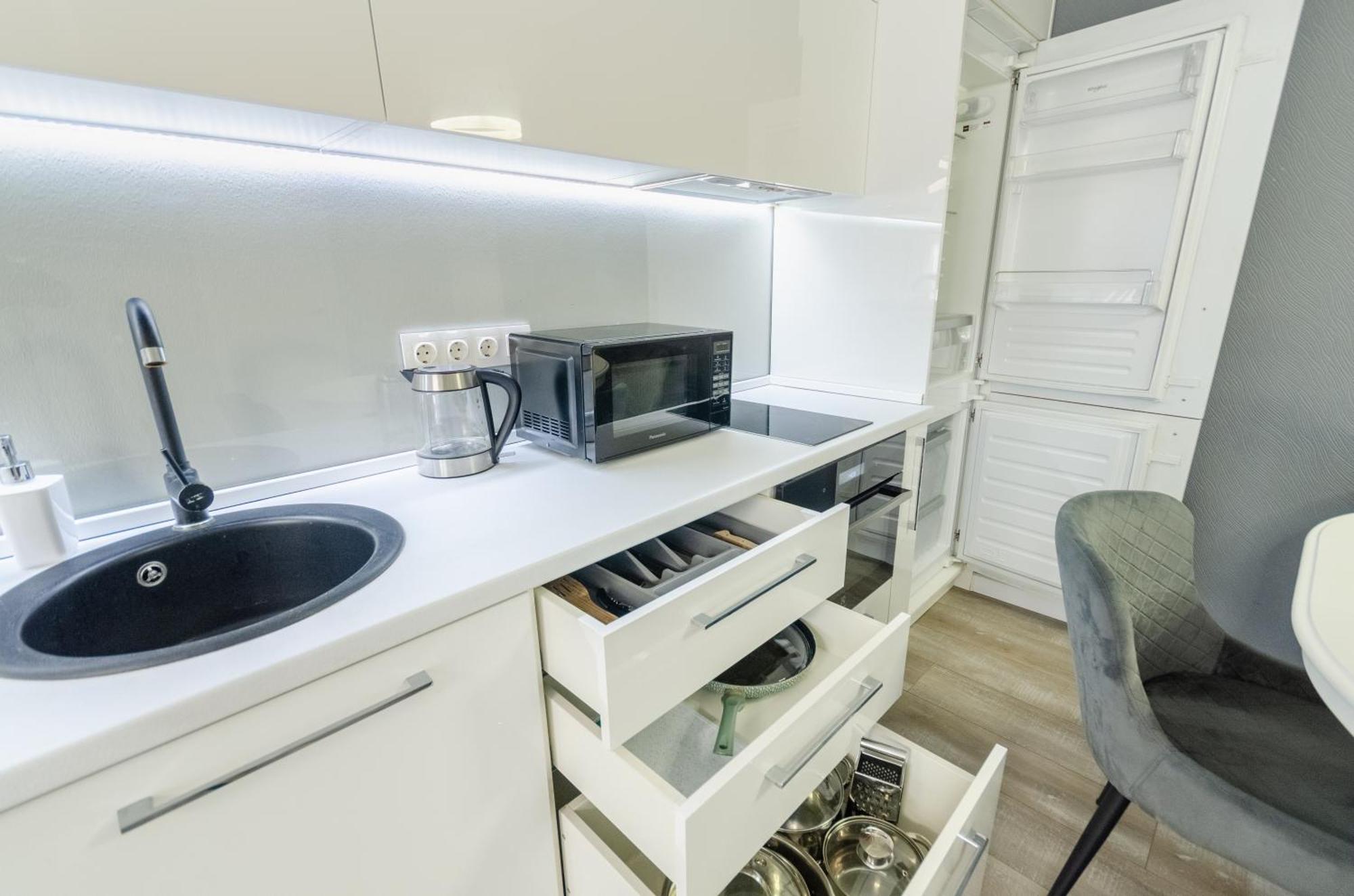Petrovdom 408-467-471-277-377 In Central Park Cozy Apartments Kyiv Exterior photo